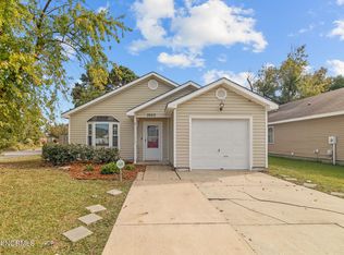 2050 Foxhorn Rd, Jacksonville, NC 28546