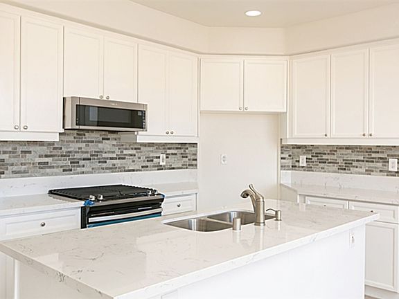 4th image of 5070 Sea Mist Ct