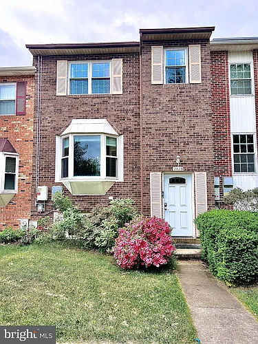 2426 Vineyard Ln Photo 1