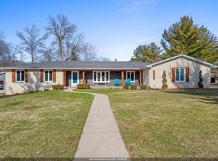 2031 Parkwood Ct, Green Bay, WI 54304