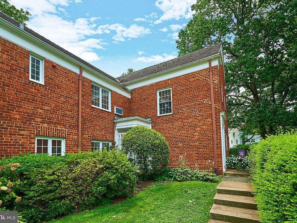 1st image of 1336 Martha Custis Dr