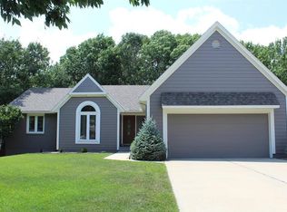 11602 Riley St, Overland Park, KS 66210