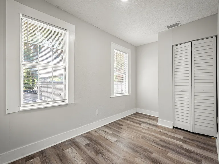 3524 Boulevard #3 — Photo 11