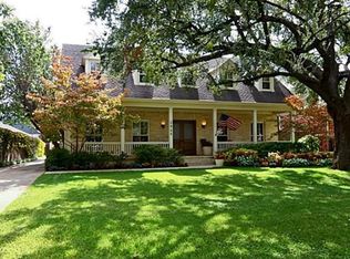 3945 Centenary Ave, Dallas, TX 75225