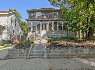 1021 Sherman St SE, Grand Rapids, MI 49506