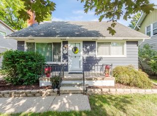 11800 Alois St E, Livonia, MI 48150