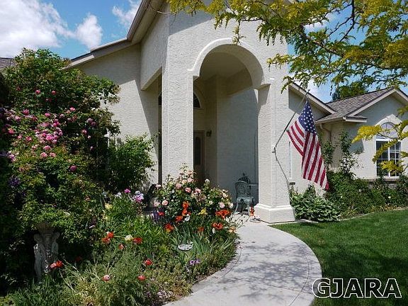 3rd image of 651 E Pagosa Dr