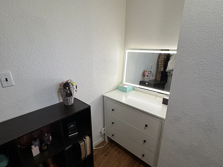 3541 Scarlet Pl #B — Photo 8