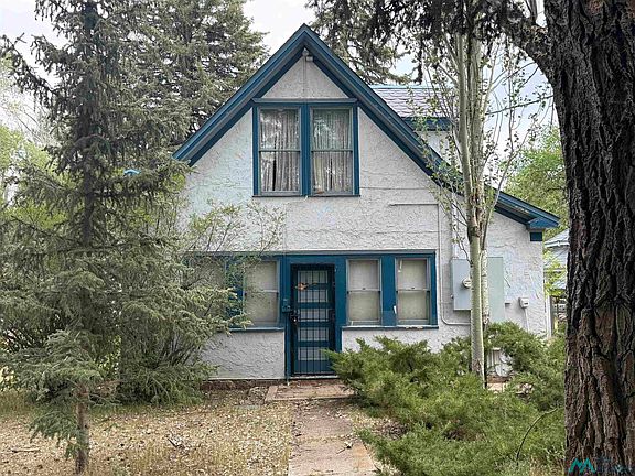 2nd image of 241 Maple Ave