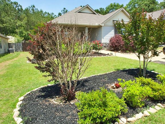 4th image of 2706 Brittany Ln