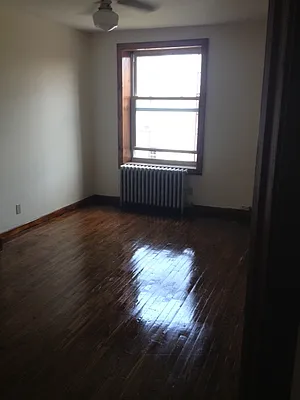 Rented by Bloom Real Estate Group | media 41