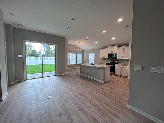 5th image of 82908 Belvoir Ct