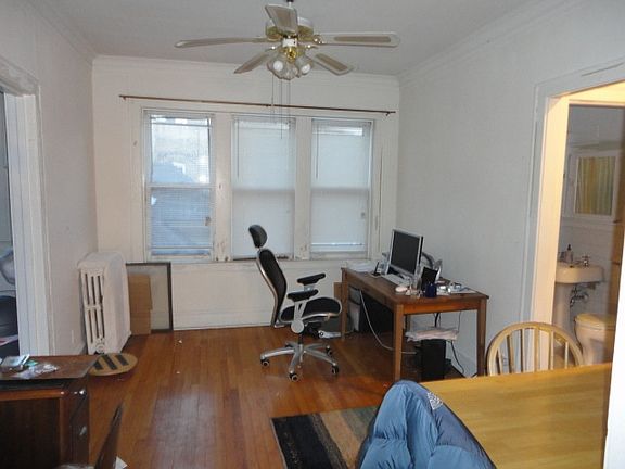 4th image of 4555 N Leavitt St APT 1