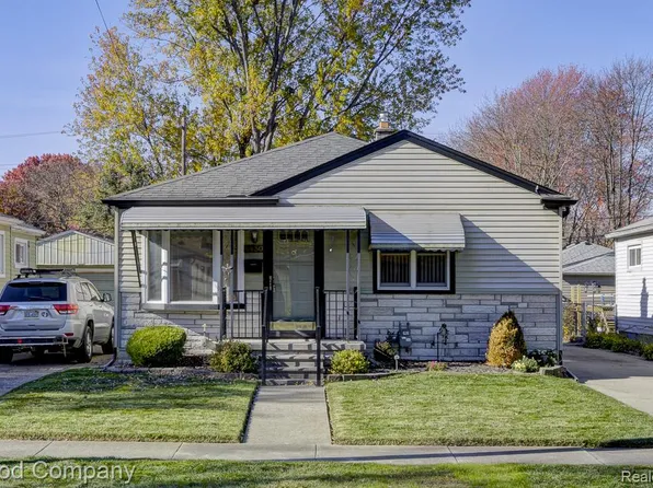 6430 Mayfair St, Taylor, MI 48180