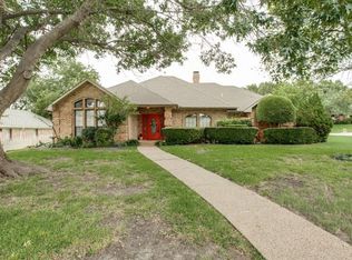 402 Driftwood Dr, Rockwall, TX 75087