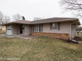 2429 N 2nd Ave E, Newton, IA 50208