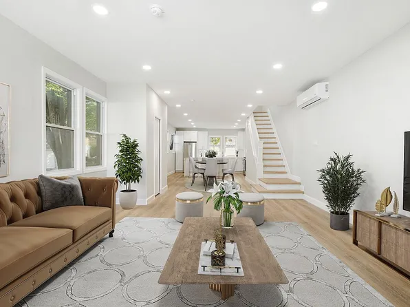 88-47 247th St, Bellerose, NY 11426