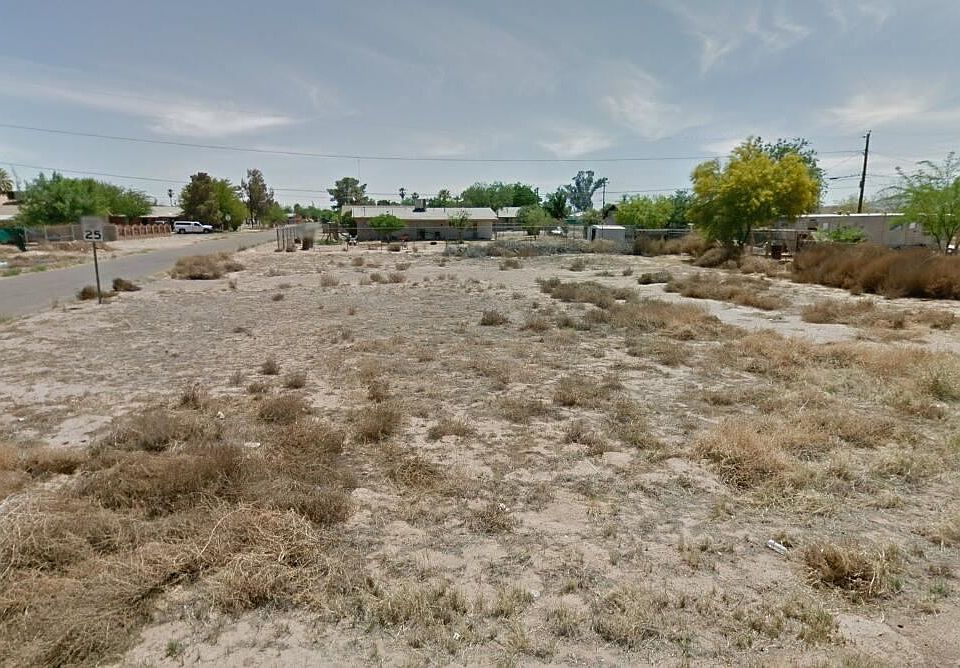 2nd image of 075A W Johnson Dr