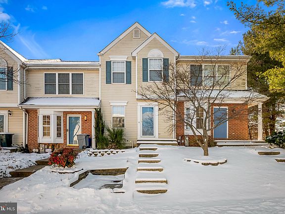 3rd image of 1405 Golden Rod Ct #1405