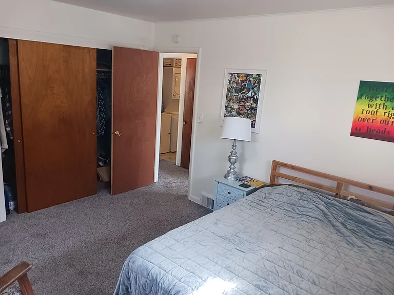 510-512 E Stuart St #512 — Photo 6