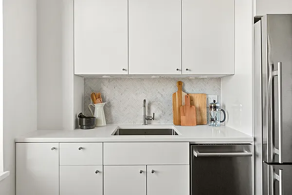 Sold by Compass | media 8
