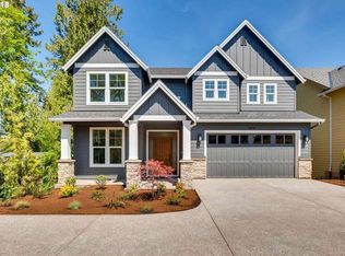 6911 SW Locust St, Tigard, OR 97223