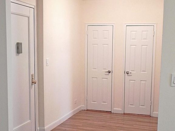 2nd image of 3439 Knox Pl Floor 4