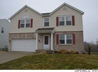 57 Stratford Green Dr, Belleville, IL 62220