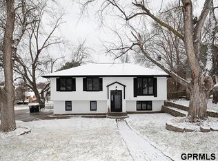 4924 S 157th St, Omaha, NE 68135