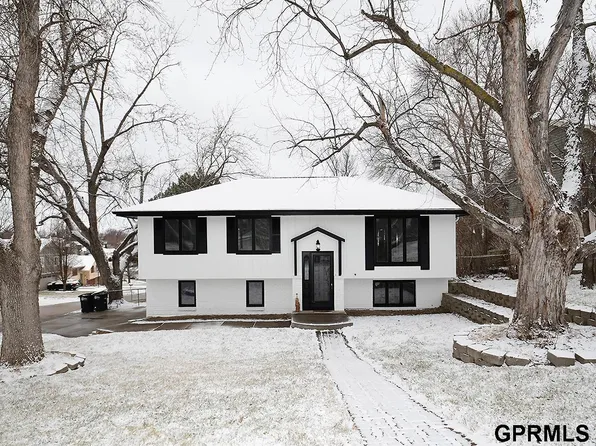 4924 S 157th St, Omaha, NE 68135
