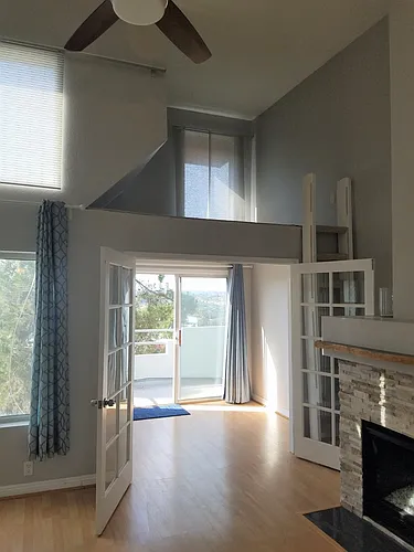27677 Aquamarine Photo 1