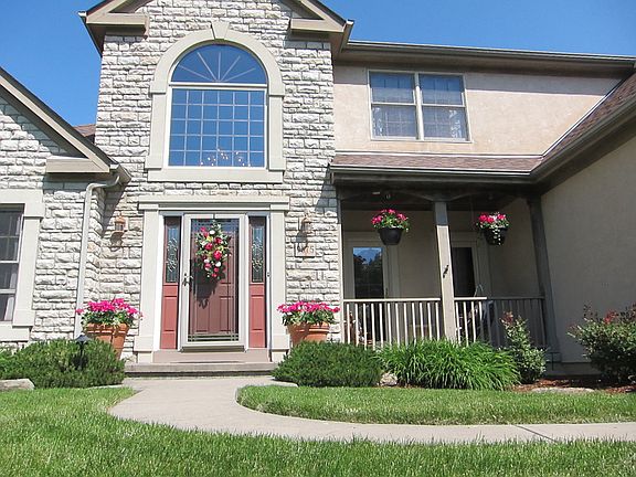 4th image of 9875 Monteray Dr
