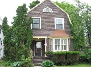 70 Uxbridge St, Worcester, MA 01605