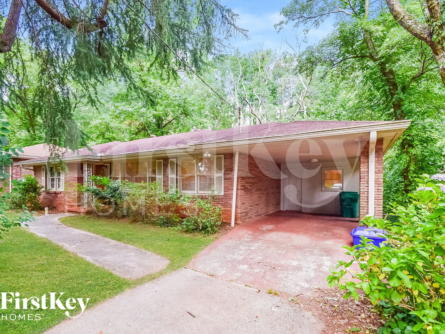 3 bed, 2.0 bath, 1202 sqft, $1,995 — Photo 2