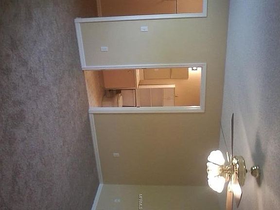 5th image of 495 Hickory Ave