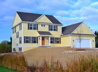 W351N5763 Westshore Rd, Oconomowoc, WI 53066