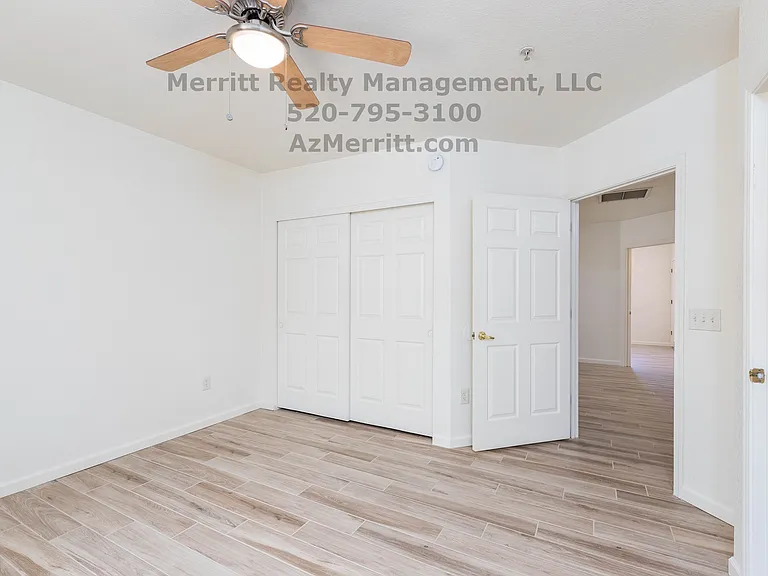 1204 N Winstel Blvd #8 — Photo 12
