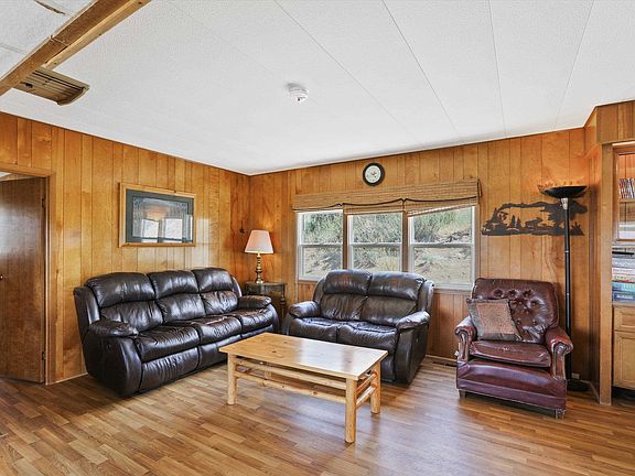 2nd image of 41980 Fawn Ln N #41970