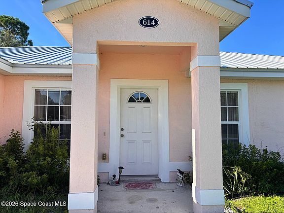 2nd image of 614 5th St