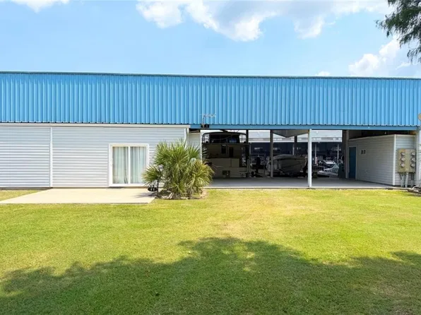 32875 Rivergate Cir APT 62, Springfield, LA 70462
