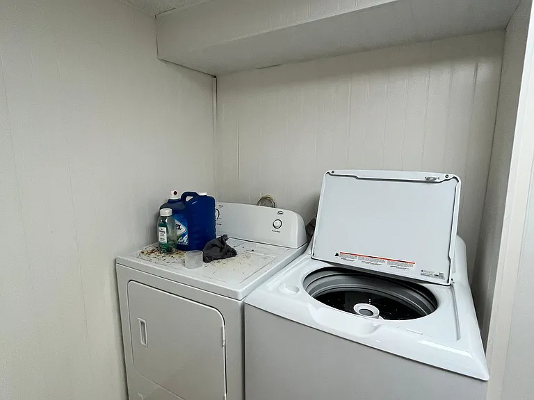 4 Tappan Dr #2 — Photo 7