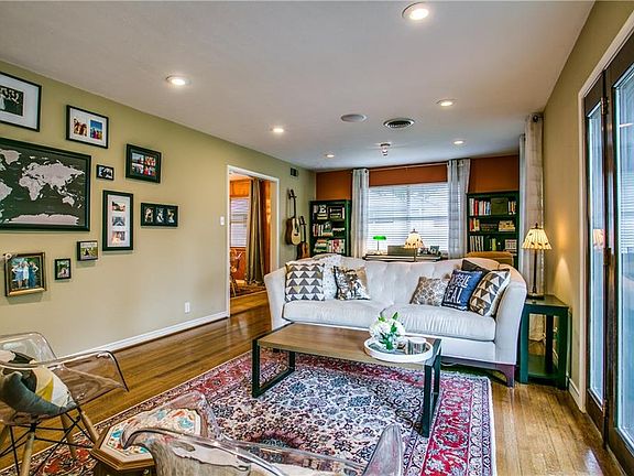 5th image of 9626 Lynbrook Dr