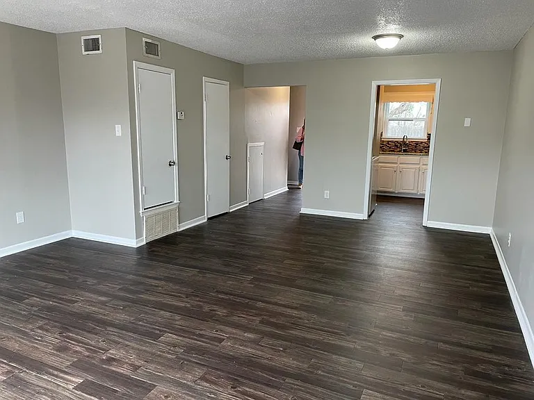 609 S 5th St #6 — Photo 9