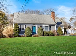 395 Strawberry Hill Rd, Barnstable, MA 02630