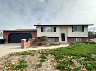 2268 N 2475 W, Clinton, UT 84015