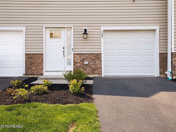 3rd image of 107 Melanie Way #504