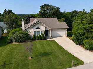 31 Sunset Dr, Camdenton, MO 65020