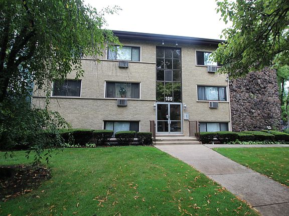 2nd image of 109 S Elmwood Ave APT 1