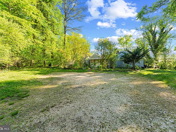2nd image of 4705 Enterprise Rd