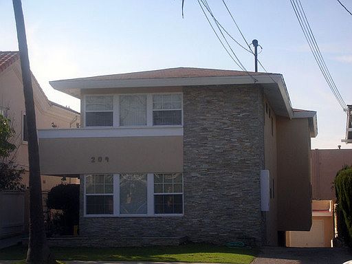 1st image of 209 S Francisca Ave